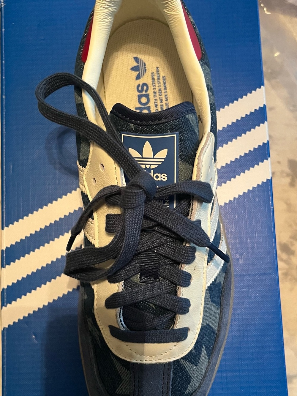 adidas Samba OG USA FIFA - Blue & White with stars - Picture 2 of 3